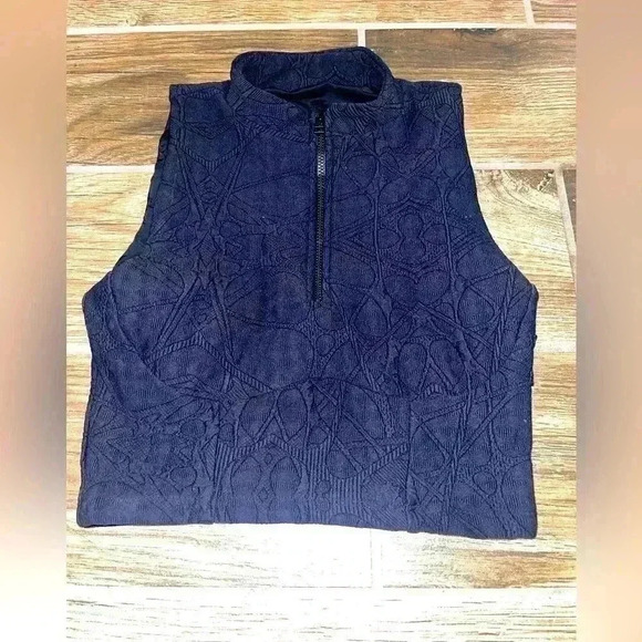 DEVON WINDSOR Tops - Devon Windsor women’s zip top